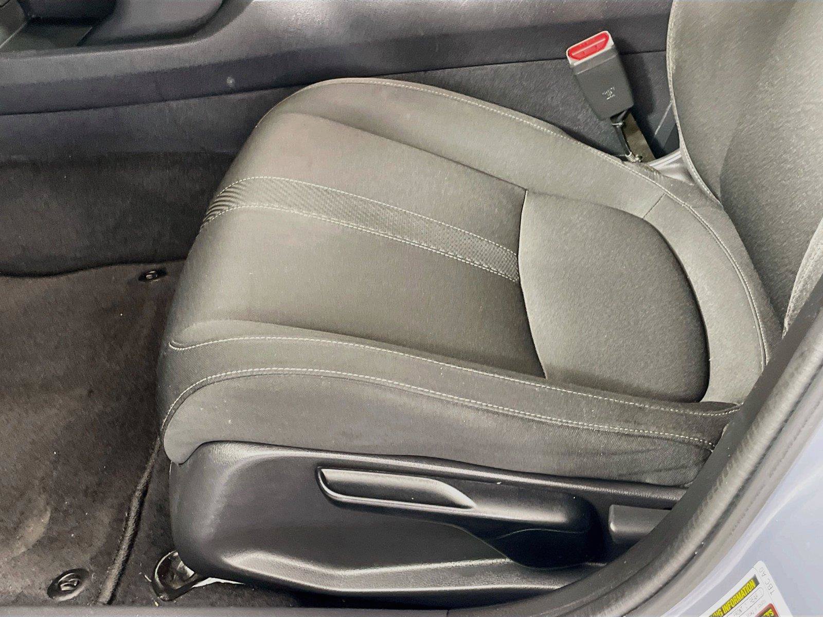 Used 2019 Honda Civic EX image 18