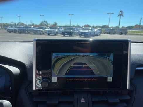 Used 2024 Toyota RAV4 LE image 22