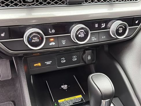 Certified 2026 Acura Integra FWD image 17