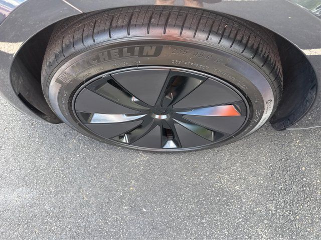 Used 2025 Tesla Model 3 Long Range RWD image 19