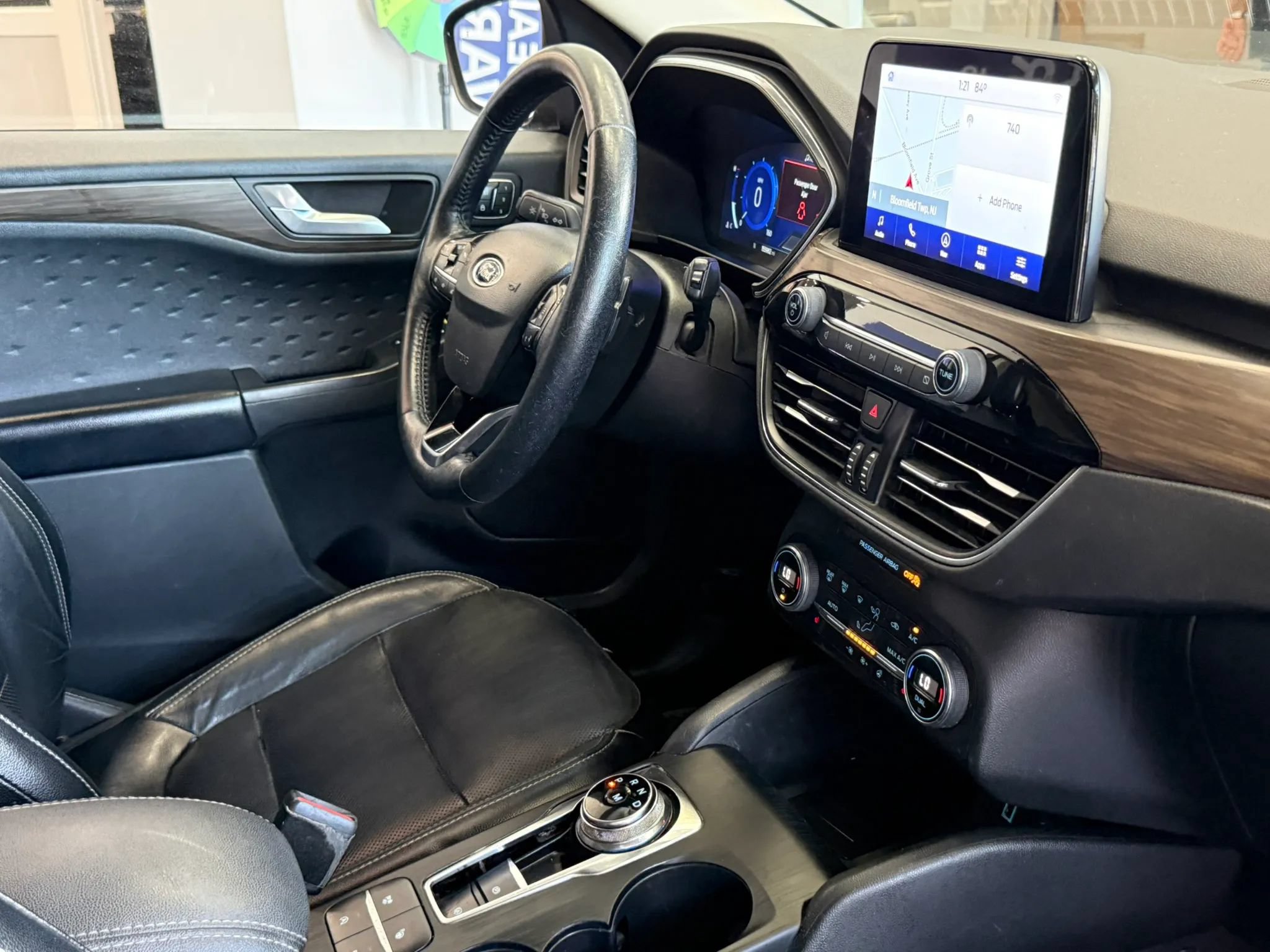Used 2020 Ford Escape Titanium AWD/4WD image 26