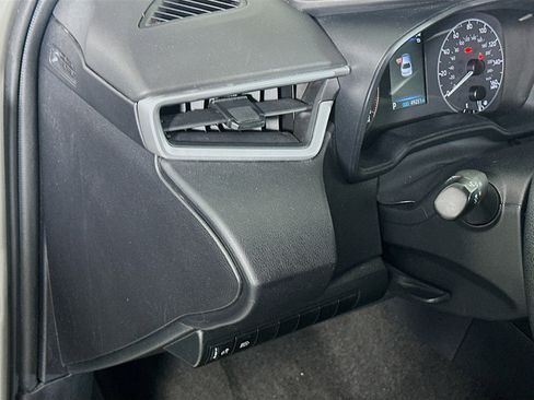 Used 2023 Toyota Corolla LE image 17