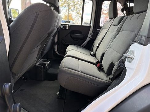 Used 2024 Jeep Wrangler Sport image 21