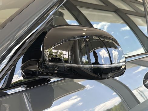 New 2026 BMW X5 M Competition w/ Executive Package AWD/4WD image 29