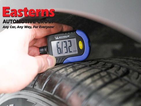 Used 2023 Volkswagen ID.4 Pro image 25