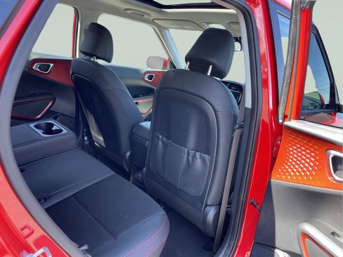 Used 2024 Kia Soul GT-Line FWD image 18