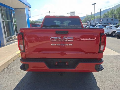 New 2025 GMC Sierra 1500 Pro w/ Graphite Edition image 5