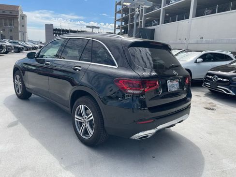 Used 2022 Mercedes-Benz GLC 300 image 3