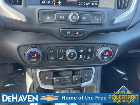 Used 2023 GMC Terrain SLE w/ Driver Convenience Package FWD image 16