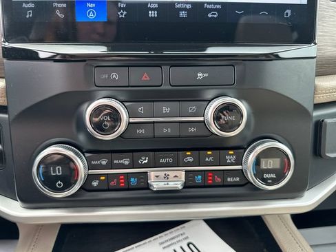 Certified 2024 Ford Expedition Limited AWD/4WD image 39