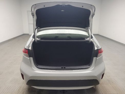 Used 2021 Toyota Corolla LE w/ Carpet Mat Package (TMS) image 29