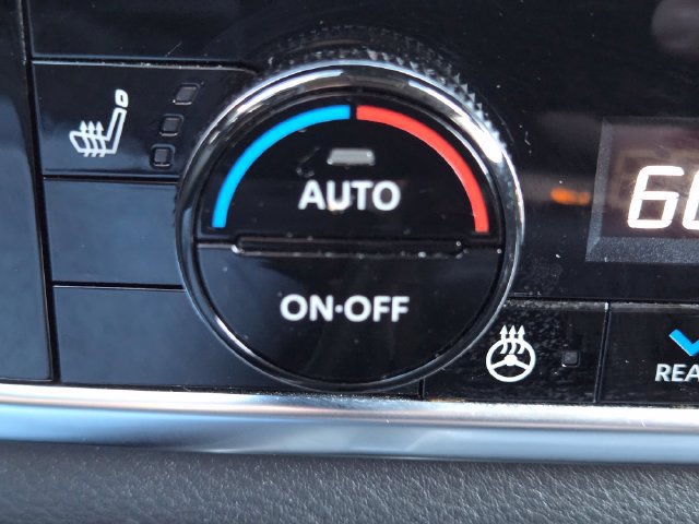 Used 2023 Nissan Rogue SL w/ SL Premium Package AWD/4WD image 18
