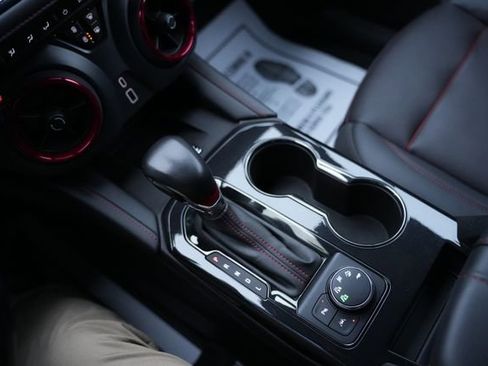 Used 2021 Chevrolet Blazer RS w/ Enhanced Convenience Package image 27