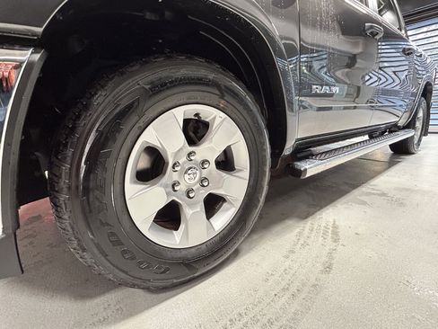 Used 2025 RAM 1500 Big Horn AWD/4WD image 17