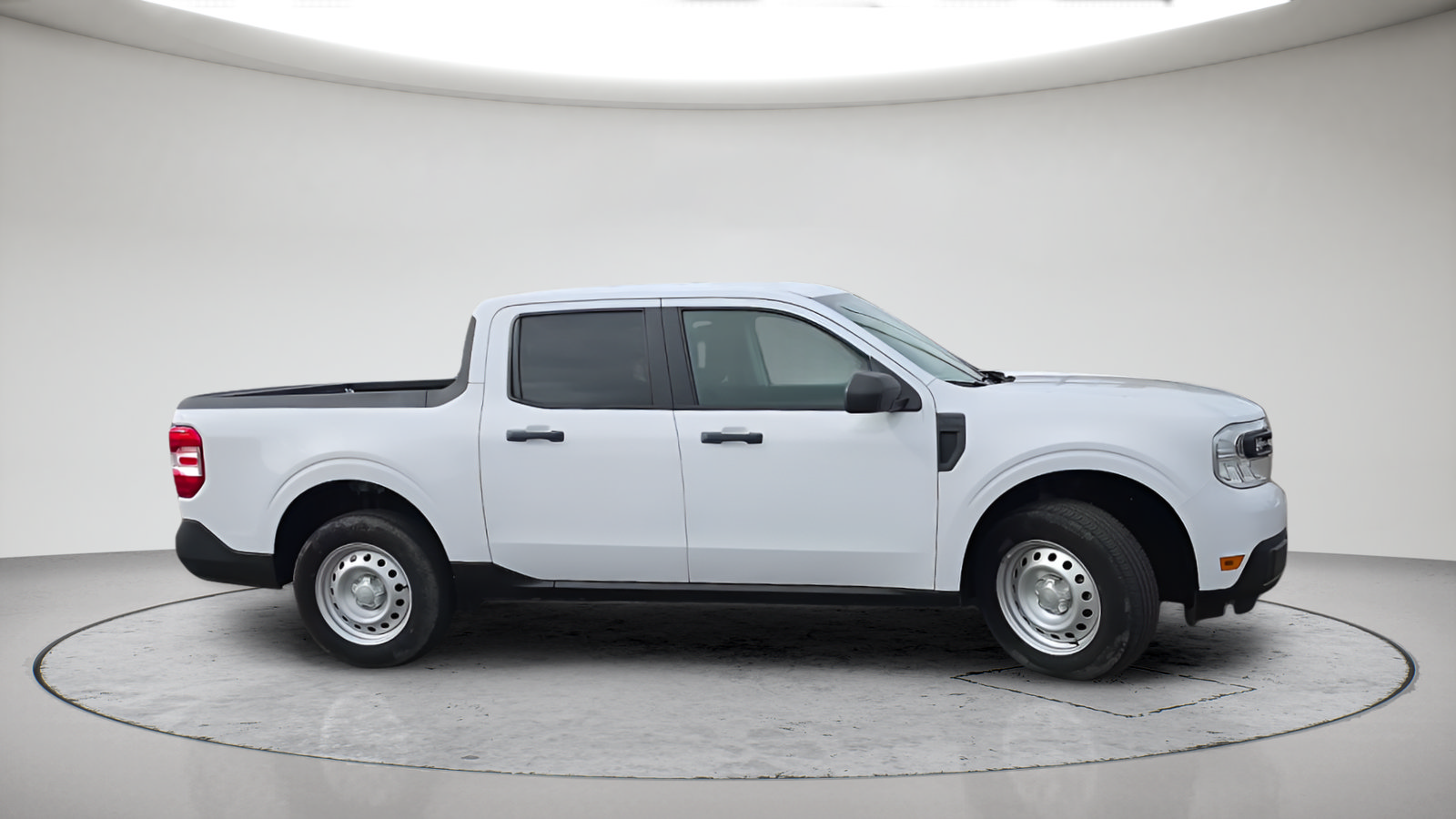 Certified 2022 Ford Maverick XL w/ Equipment Group 100A Standard AWD/4WD image 5