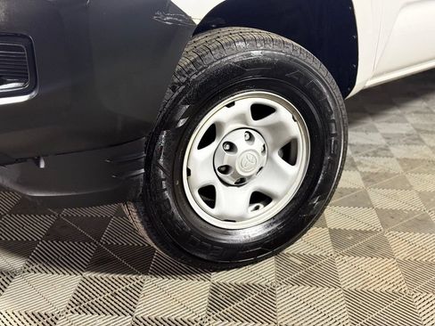 Used 2023 Toyota Tacoma SR RWD image 2