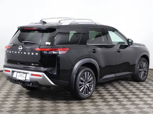 Used 2023 Nissan Pathfinder SL w/ SL Premium Package AWD/4WD image 14