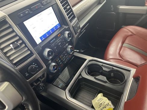 Used 2020 Ford F250 Platinum w/ Snow Plow Prep Package image 19