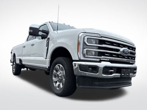 Certified 2023 Ford F350 Lariat w/ Lariat Ultimate Package image 5