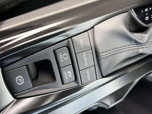 New 2026 Toyota Camry SE w/ Convenience Package FWD image 21