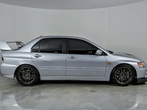 Used 2006 Mitsubishi Lancer Evolution IX AWD/4WD image 14