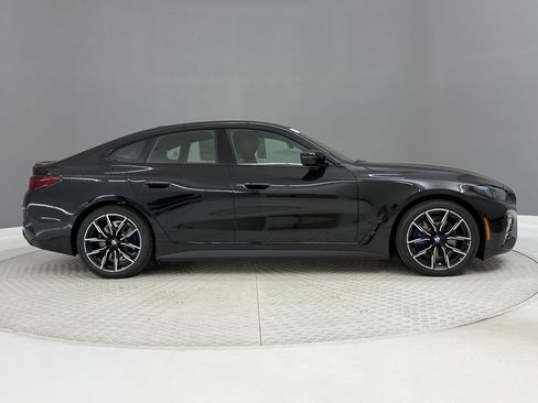 New 2026 BMW i4 eDrive40 w/ M Sport Package RWD image 8