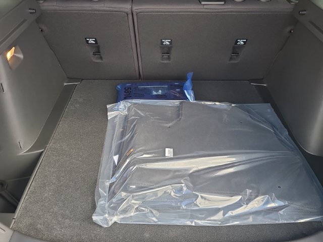 New 2026 Chevrolet Trax RS w/ Driver Confidence Package FWD image 13