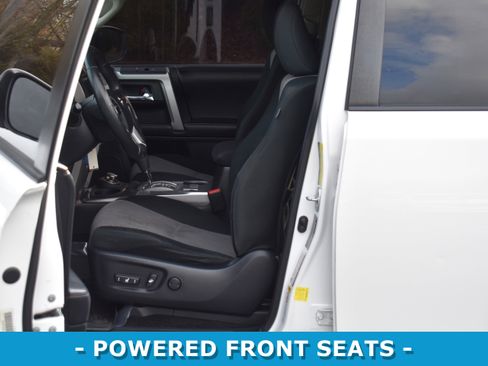 Used 2016 Toyota 4Runner SR5 image 4