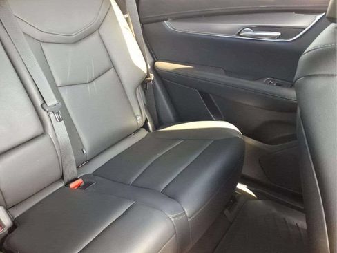 Used 2023 Cadillac XT5 Luxury FWD image 17