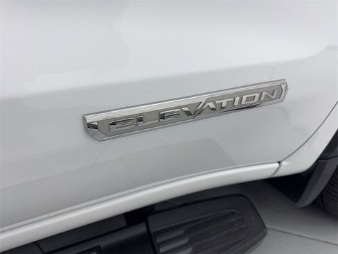 Used 2022 GMC Sierra 1500 Elevation w/ LPO, Elevation Black Package image 26