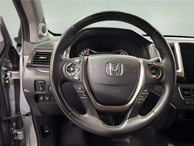 Used 2019 Honda Ridgeline RTL-T image 16