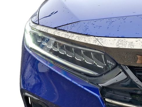 Used 2022 Honda Accord Sport image 11