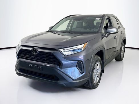 Used 2025 Toyota RAV4 XLE w/ Convenience Package AWD/4WD image 1