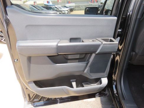 Used 2022 Ford F150 XL w/ STX Appearance Package AWD/4WD image 17