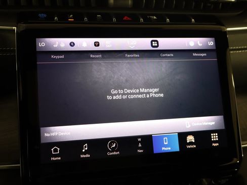 Used 2023 Jeep Grand Cherokee Overland w/ Luxury Tech Group IV AWD/4WD image 39