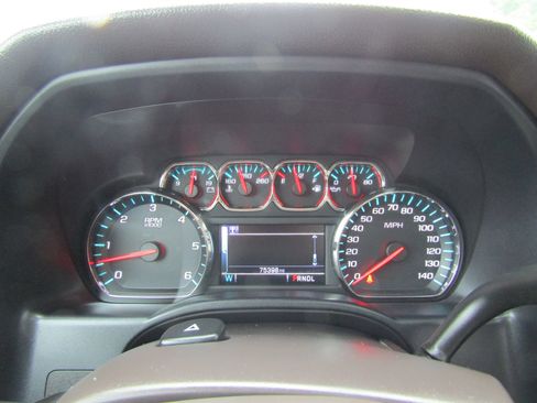 Used 2017 GMC Sierra 1500 SLT AWD/4WD image 40