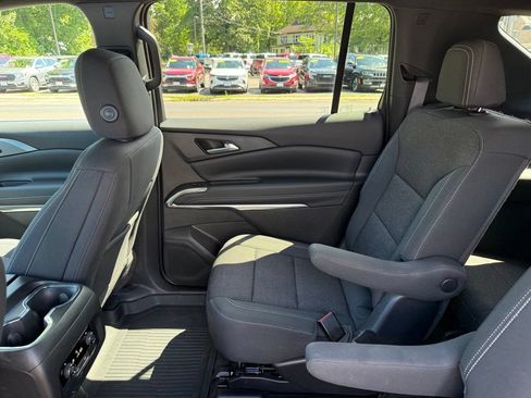 Used 2026 Chevrolet Traverse LT w/ LPO, Floor Liner Package AWD/4WD image 24