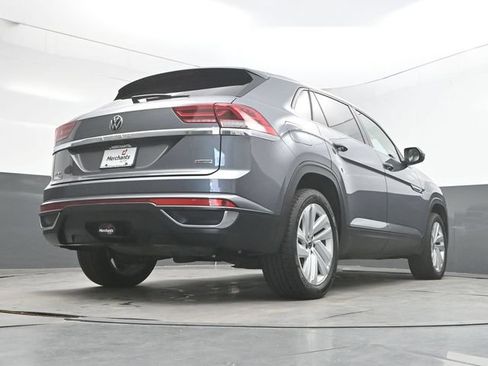 Used 2020 Volkswagen Atlas Cross Sport SE AWD/4WD image 28