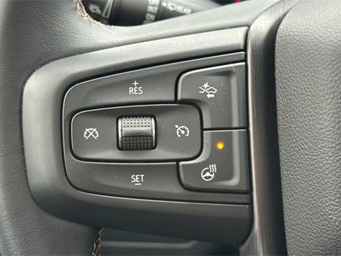 Used 2023 GMC Yukon AT4 image 38