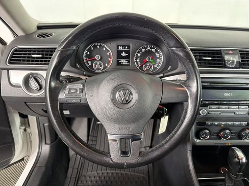 Used 2014 Volkswagen Passat 1.8T image 21
