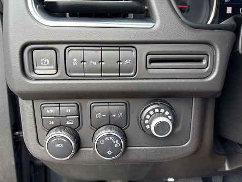 Used 2021 Chevrolet Tahoe RST w/ Rear Media and Nav Package AWD/4WD image 34