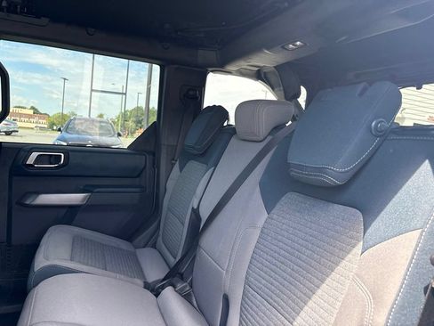 Used 2022 Ford Bronco Outer Banks AWD/4WD image 6