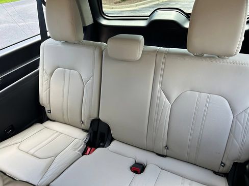 Used 2019 Ford Expedition Max Platinum AWD/4WD image 57