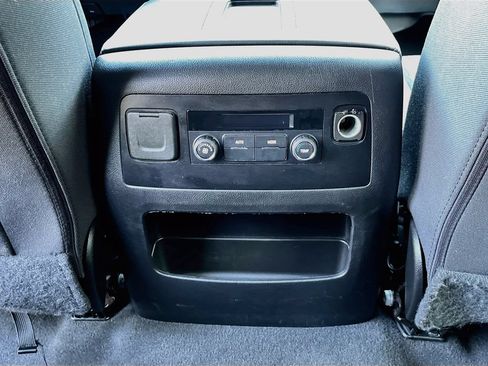 Used 2019 Chevrolet Tahoe LS w/ Enhanced Driver Alert Package RWD image 29
