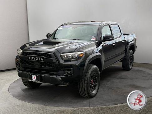 Used 2019 Toyota Tacoma TRD Pro image 3