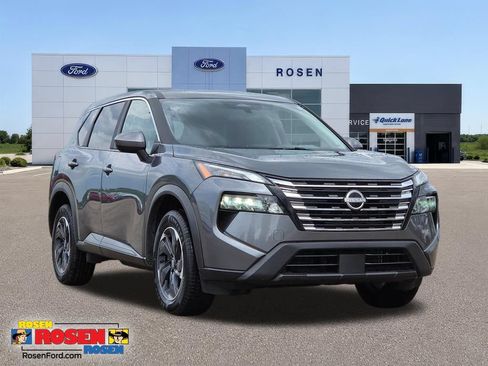 Used 2025 Nissan Rogue SV FWD image 1