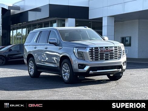 Used 2025 GMC Yukon Denali AWD/4WD image 1