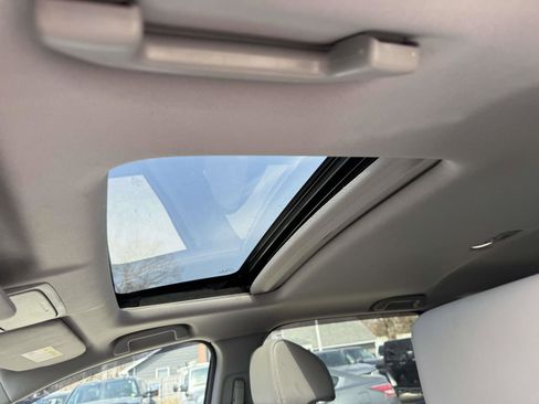 Used 2018 Honda CR-V EX-L image 18