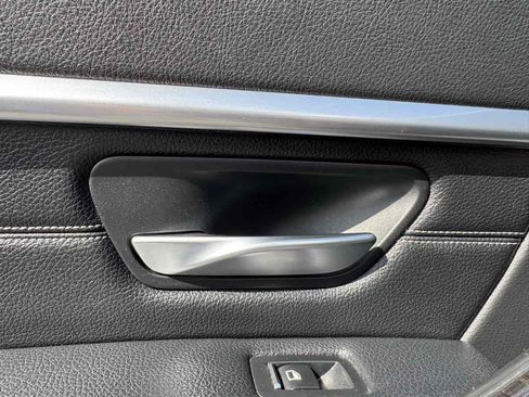 Used 2017 BMW 330i Sedan RWD image 42