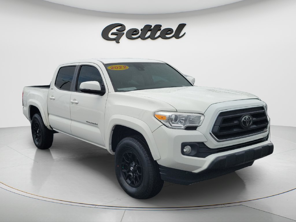 Used 2022 Toyota Tacoma SR5 w/ Technology Package RWD image 3